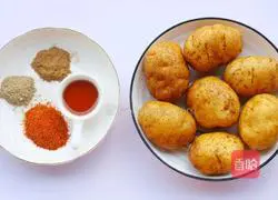 Illustration of how to make roasted potato wedges 1