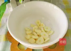 Illustration of how to make vegetarian stir-fried spring vegetables 4