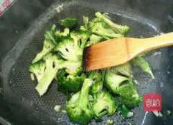 Garlic broccoli recipe 3