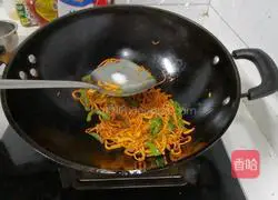 Illustration of how to make vegetarian fried Cordyceps flowers 4