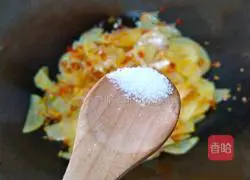 Illustration of how to make pickled pepper potato slices (hot and sour potato slices) 12