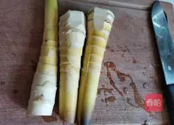 Illustration of how to cook vegetarian mushrooms and bamboo shoots today 1