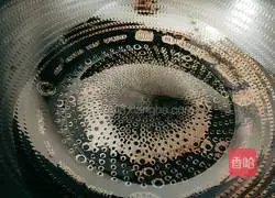 Illustration of how to stir-fry cucumbers with mung bean sprouts 7