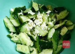 Illustration of how to make sesame cucumber 3