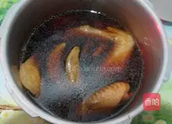 Illustration of braised duck wings 3