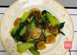 Illustration of how to stir-fry green vegetables and mushrooms 17