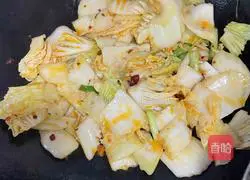 Illustration of how to make spicy and sour cabbage 6