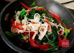 Illustration of how to stir-fry seasonal vegetables 10