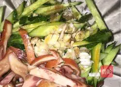 Illustration of how to make red pig ears 4