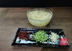 Illustration of how to make stir-fried shredded potatoes 1