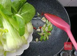 Illustration of how to make oyster sauce and rapeseed 5