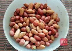 Illustration of how to make Spicy Drunken Peanuts 1