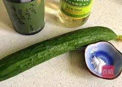 How to make sweet and sour cucumber shreds 1