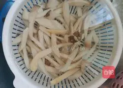 Illustration of how to make Spicy Cumin King Oyster Mushroom 4