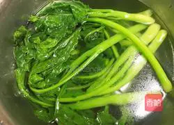 Cantonese style - Illustration of how to make boiled kale 6