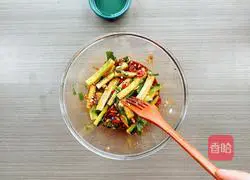 Illustration of how to make abalone slices with cold sauce 8