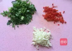 Illustration of how to make preserved eggs mixed with tofu 4