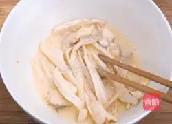 Illustration of how to make crispy king oyster mushroom 9