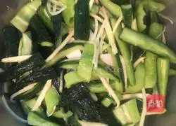 Illustration of how to make cold cucumber and pickles 7