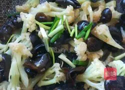 Illustration of how to make fried fungus with cauliflower 10