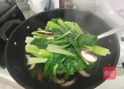 Illustration of how to make fried rapeseed with mushrooms 4