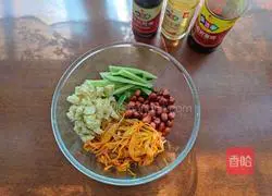 Illustration of how to make cucumber and daylily 6