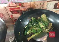 Illustration of how to make lettuce in oyster sauce 4