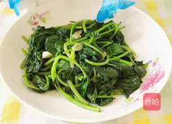 Illustration of how to stir-fry sweet potato leaves 10