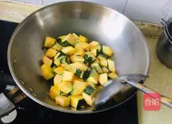 Illustration of home-style fried pumpkin 3