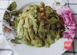 Illustration of how to make stir-fried bitter melon 7