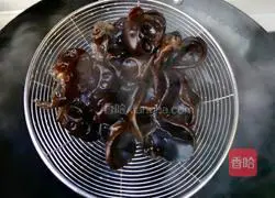 Illustration of how to mix American juice with fungus 8