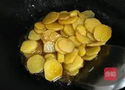 Illustration of how to cook potatoes stewed in oyster sauce 6