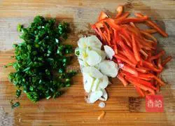 Illustration of how to make fried shredded potatoes 2