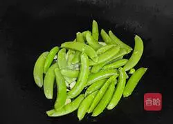 Illustration of how to make stir-fried sweet beans 4