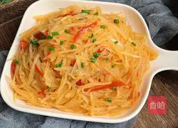 Illustration of how to make spicy and sour potato shreds 7