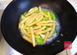 Luffa roasted beancurd Practice illustration 9