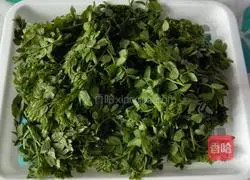 Illustration of how to make cold peppercorn sprouts 1