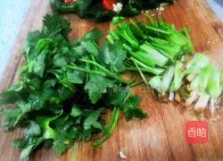 Illustration of how to make cold pig ears 3