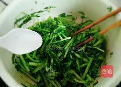 Illustration of stir-fried chrysanthemum with garlic 6
