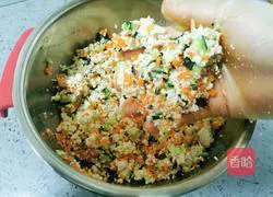 Rye Illustration of how to make tofu and vegetable dumplings 3