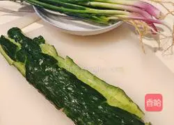 Illustration of how to make Xiangchou Meiyu Soy Sauce Salad 2