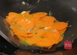 Illustration of how to stir-fry carrots 5
