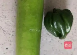 Illustration of how to make fried gourd with green pepper 1