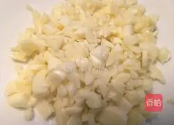 Illustration of how to make cold cucumber 4