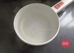 Illustration of how to make sauced cowpeas 2