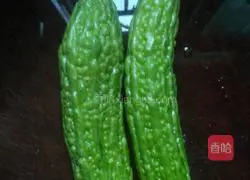 Illustration of how to stir-fry bitter melon in soy sauce (reducing the bitterness) 1