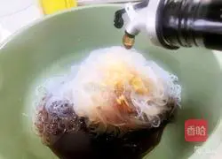 Illustration of how to make vermicelli spinach 6