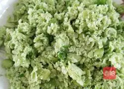 Illustration of how to make bean sprouts and loofah 4