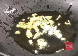 Illustration of how to make broccoli in tomato sauce 5