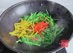 Illustration of how to make colorful peppers and chrysanthemums 6